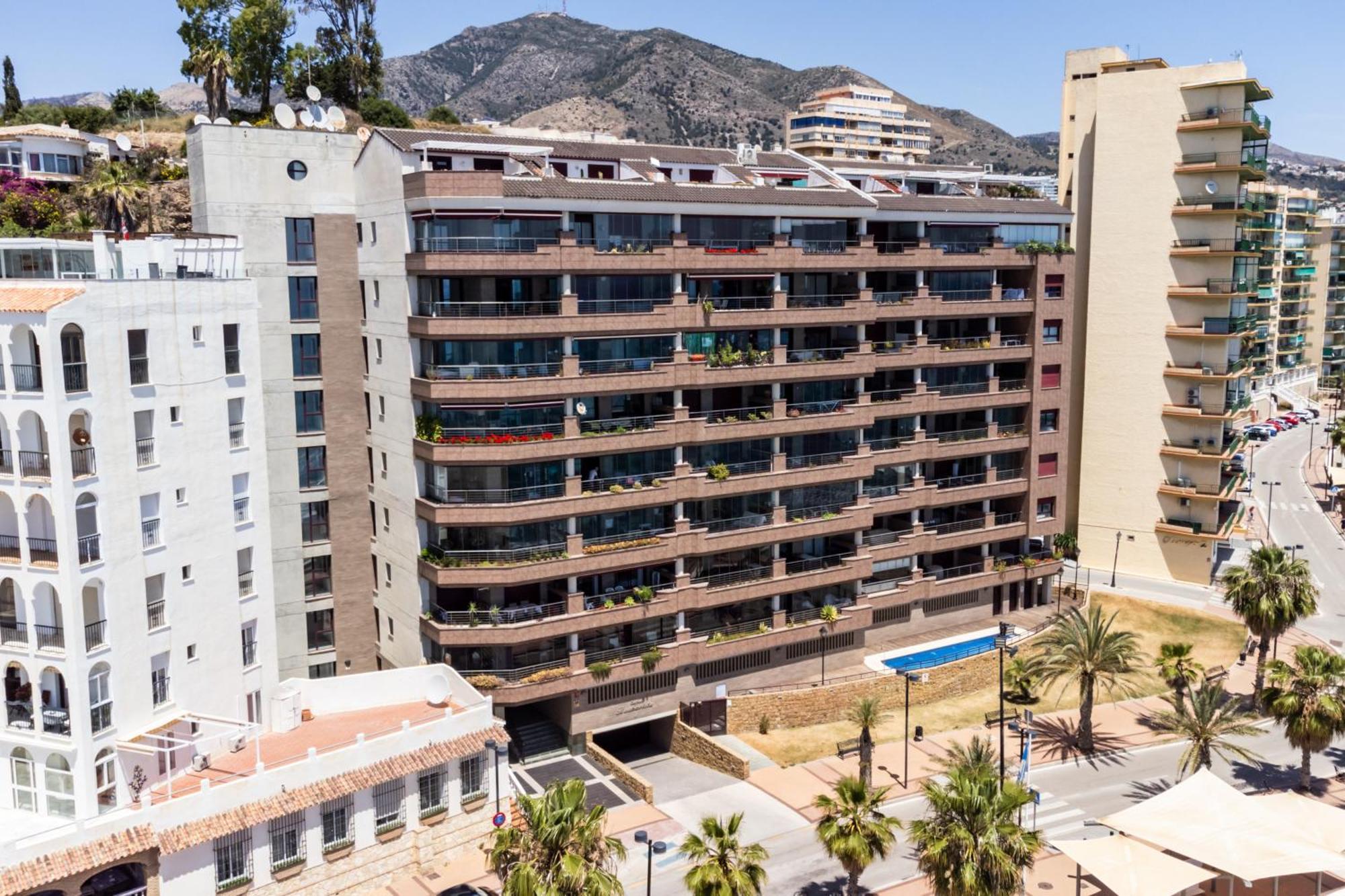 Buenavista Lifestyle By Sur Suites Fuengirola Extérieur photo