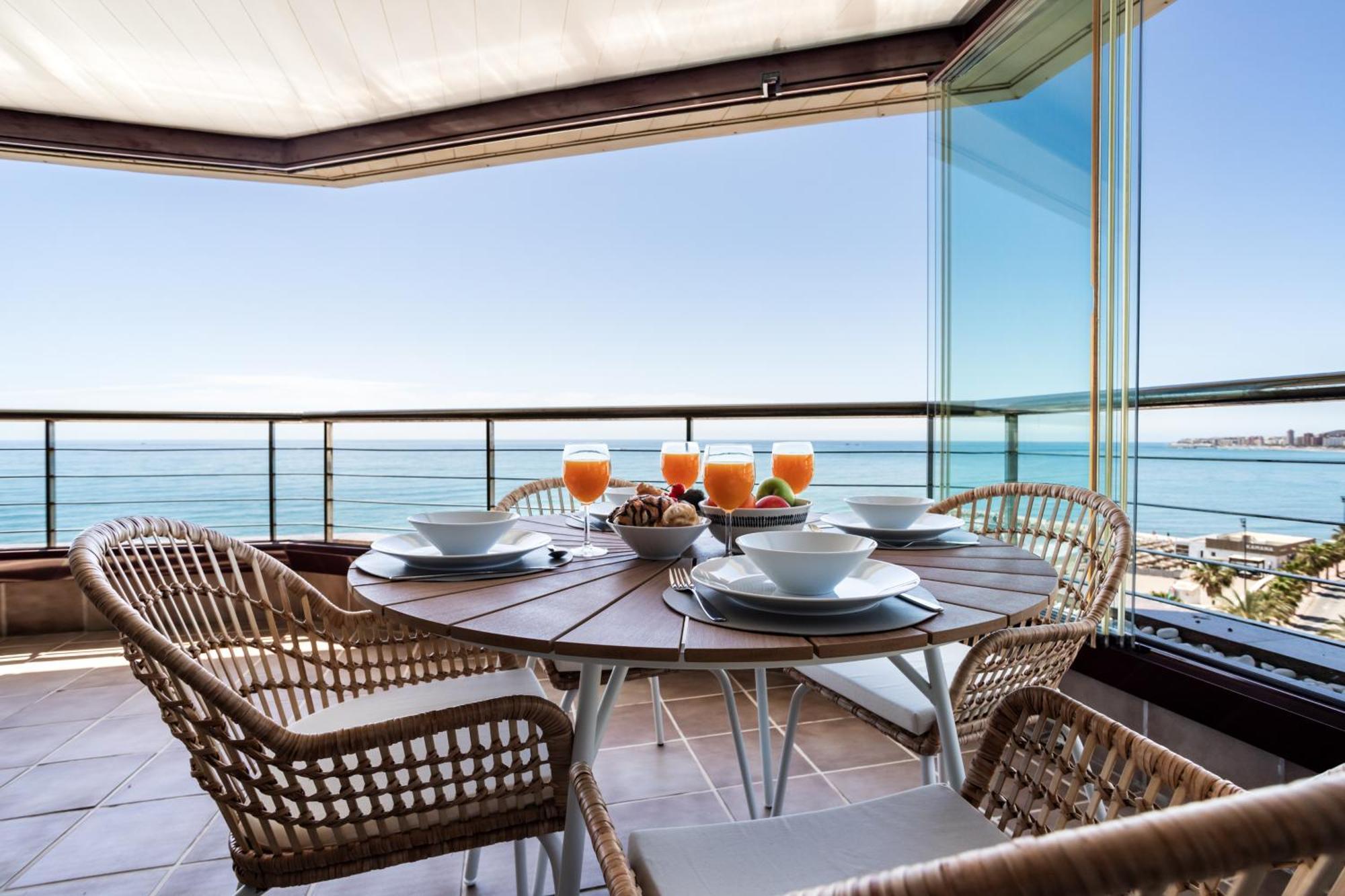 Buenavista Lifestyle By Sur Suites Fuengirola Extérieur photo